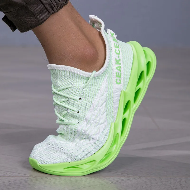 MAEDEF Men's Breathable Mesh Running Sneakers with Thick Soles