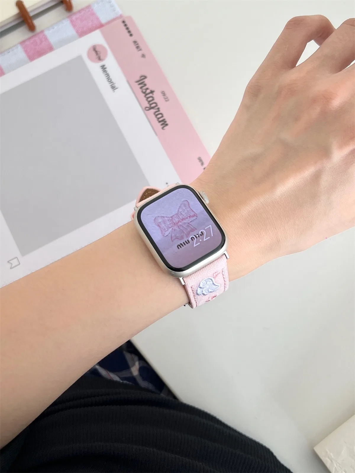 Uhrenarmband für Iwatch 42/44/45/46/49 mm 38/40/41 mm PU-Leder-Mode-Uhrenarmband für Uhrenserie Ultra2 Serie 10/9/8/7/6/5/4/3/2/1_voghion.com