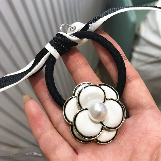 Korean Fashion Camellia Flower Pearl Hair Ties Ring Temperament Ponytail Head Rope ins Bow Knot Ball Headband  Accessories 1