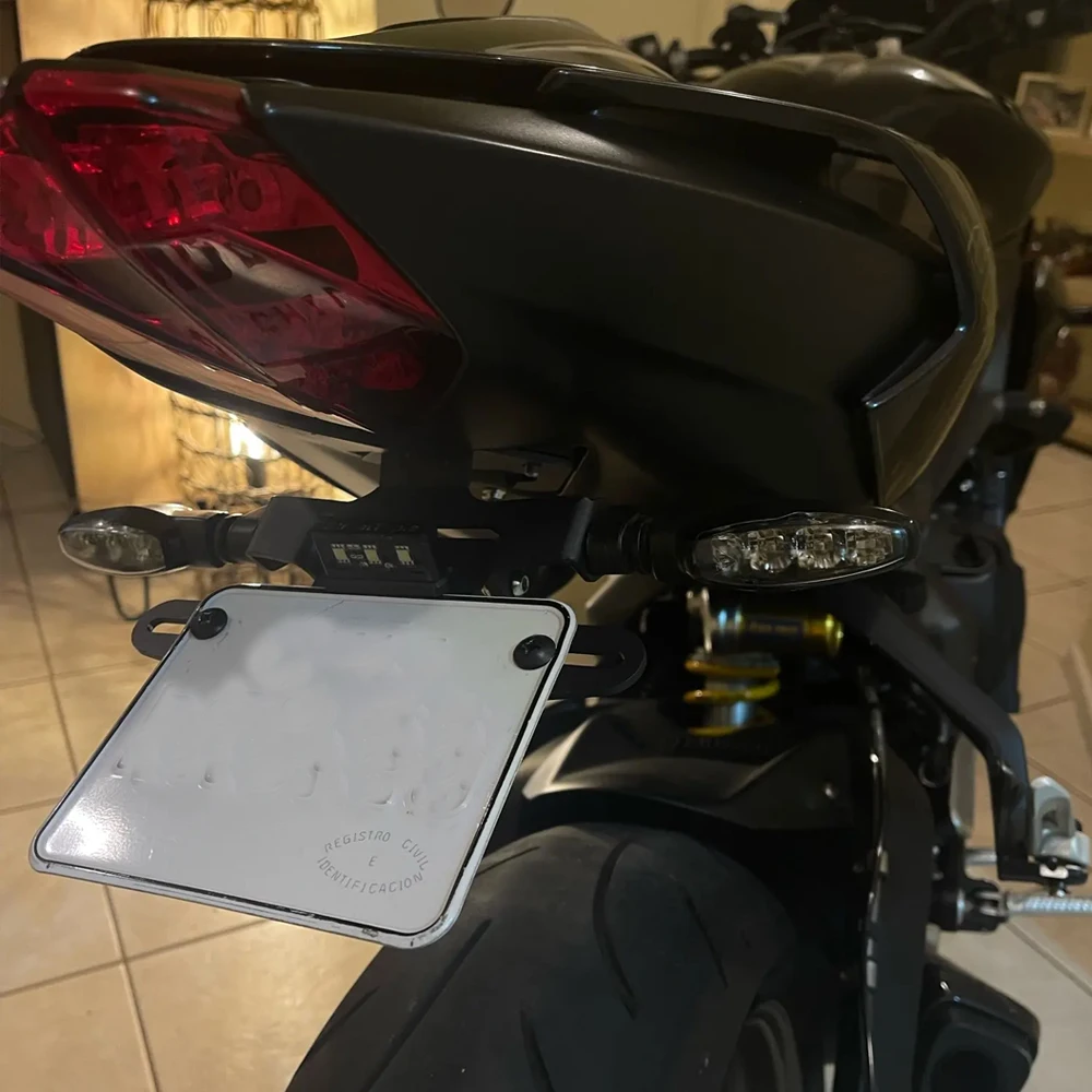 Triumph Street Triple 765RS 765R 라이센스 플레이트 홀더 브래킷 리어 펜더 테일 라이트 오토바이 액세서리 765 RS R 17-2025