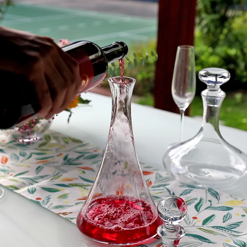 Wine Aerator Pourer Whiskey Decanter Set Wine Aerator Decanter Handmade Crystal Pourer for Family Bar Big Capacity Decanter Red Wine Brandy Champagne Glasses Decanter Bottle Jug Aerator