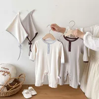 Autumn baby Korean color contrast long sleeve jumpsuit, male and female baby autumn basic simple and comfortable jumpsuit hat, v