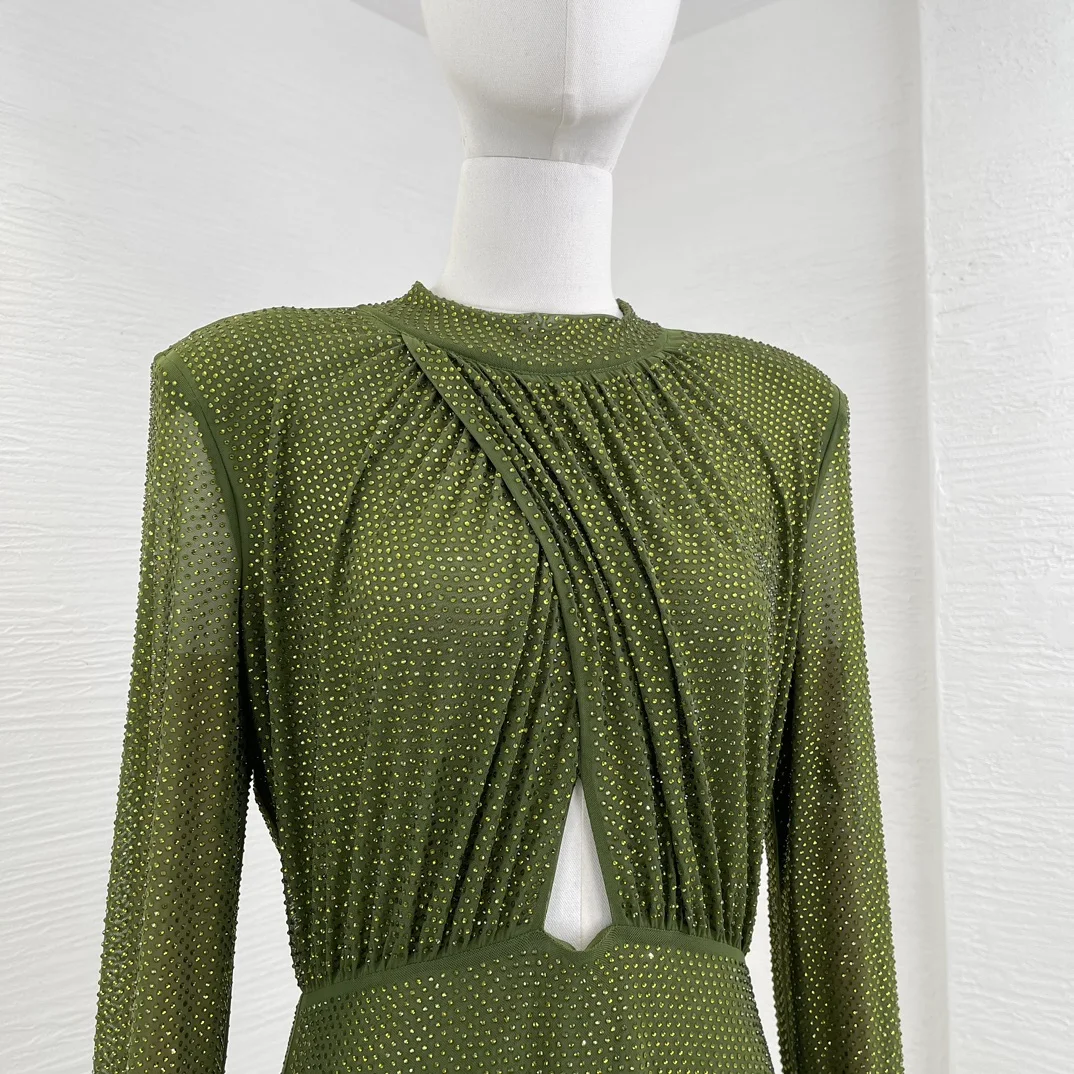 Рисунок 4 - Женское драпированное платье-русалка