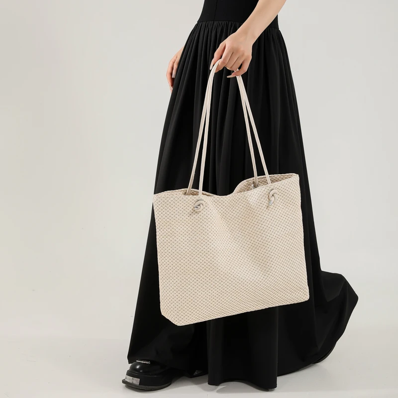 Premium Feeling Large Capacity Handmade Weaving Bag Outdoor Beach Straw Ladies Shoulder Bag Casual Shopper Totes