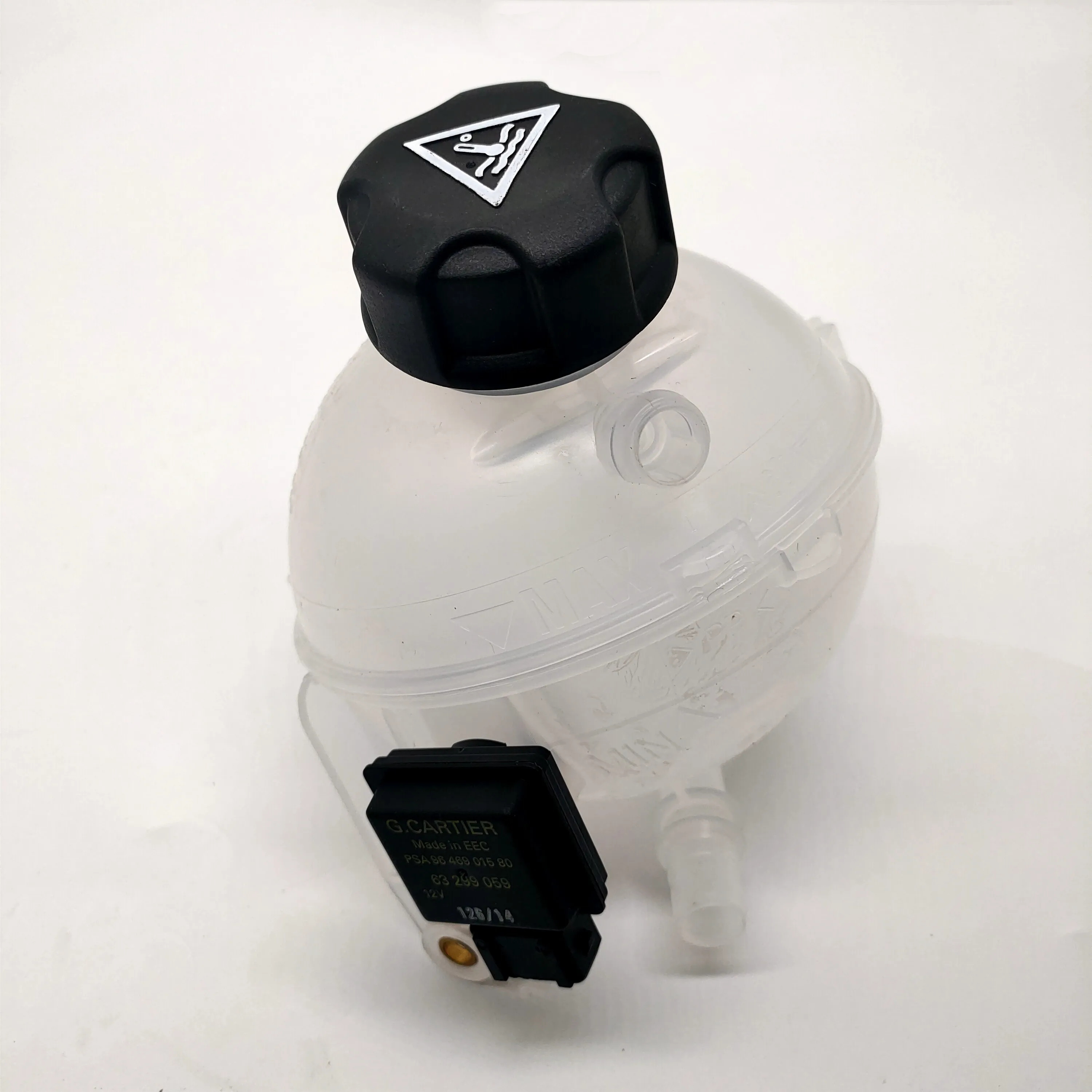 

Suitable for Peugeot 3008 5008 Citroen C4 c4l Expansn Chamber Water Piping antifreeze kettle 130381 Engine Water Degassing tank