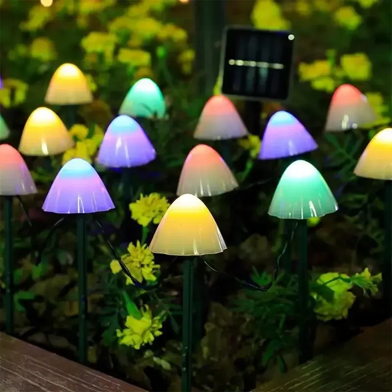 10 LED Solar Mushroom Lights Outdoor Waterproof Decorative Street Lights for Lawn Garden Patio Christmas Holiday Decoration