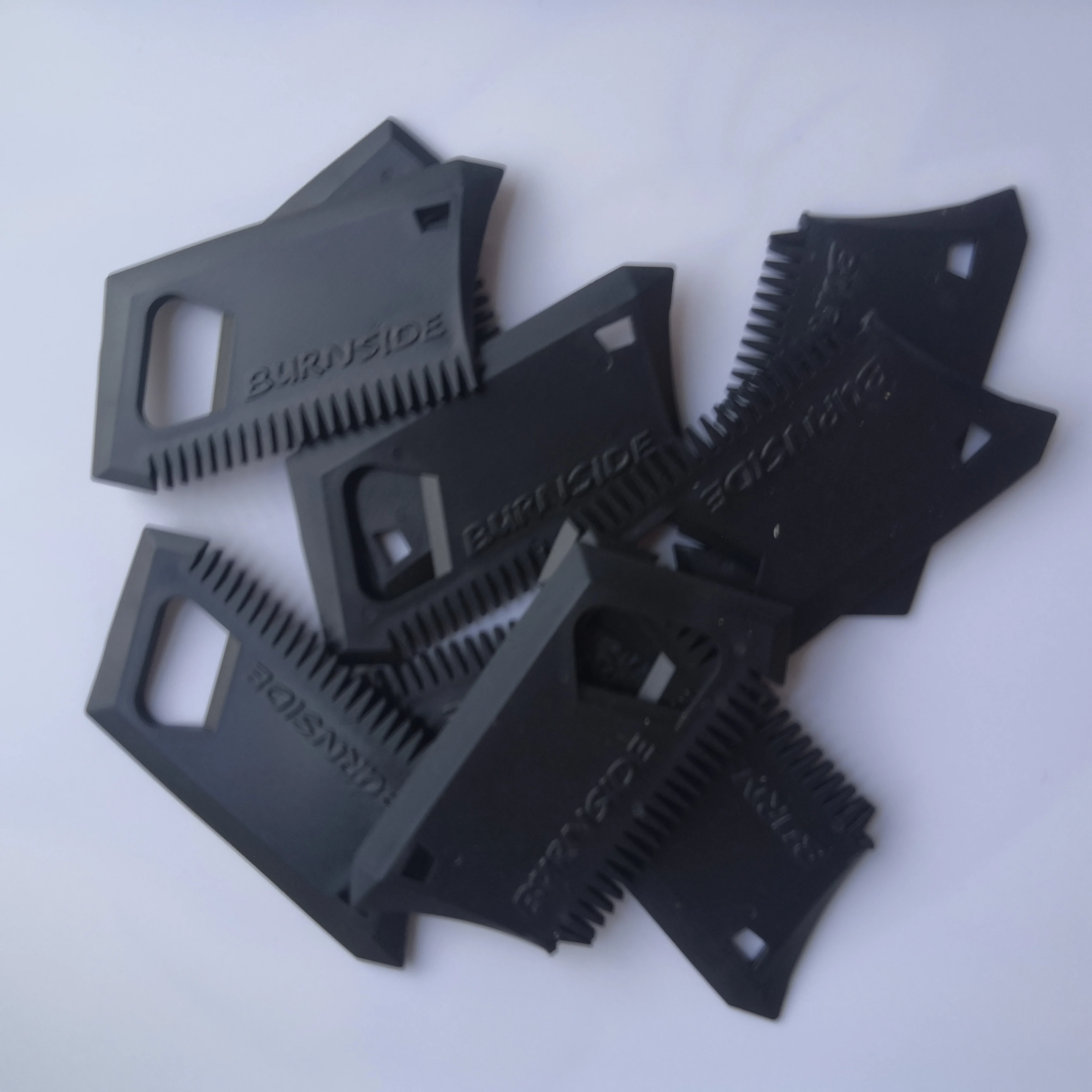 Plastic black surf wax comb 10 pcs