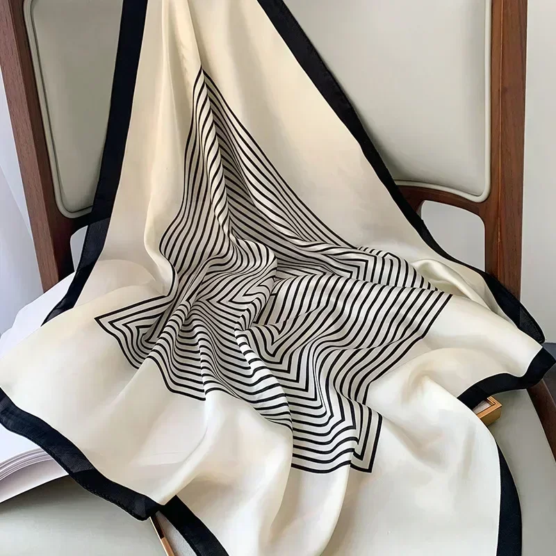 Spring and Autumn Women's 70cm Printed Silk-Feel Square Scarf