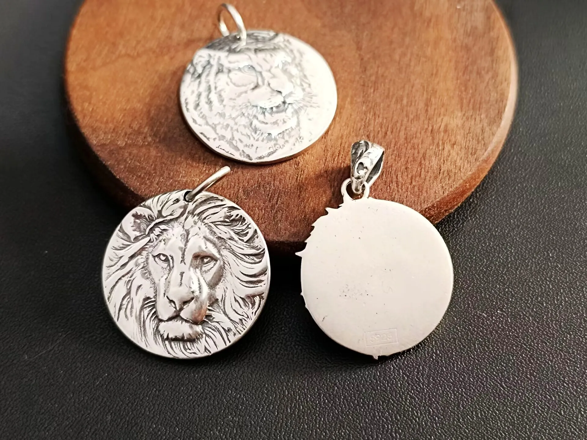 送料税込【King Ice】TONGUE OF DESIRE NECKLACE☆ (2色) 国内発 楽天市場】KING ICE キングアイス ネックレス TONGUE OF DESIRE