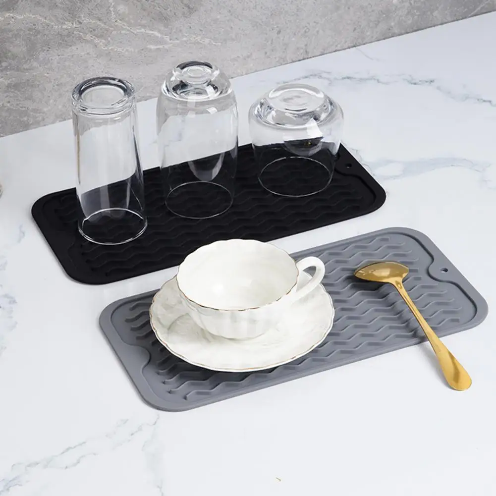 30*15cm Drain Mat Silicone Heat-resistant Anti-skid Easy Cleaning Leakproof Kitchen Counter Sink Bar Bottle Cup Dish Drying Mat