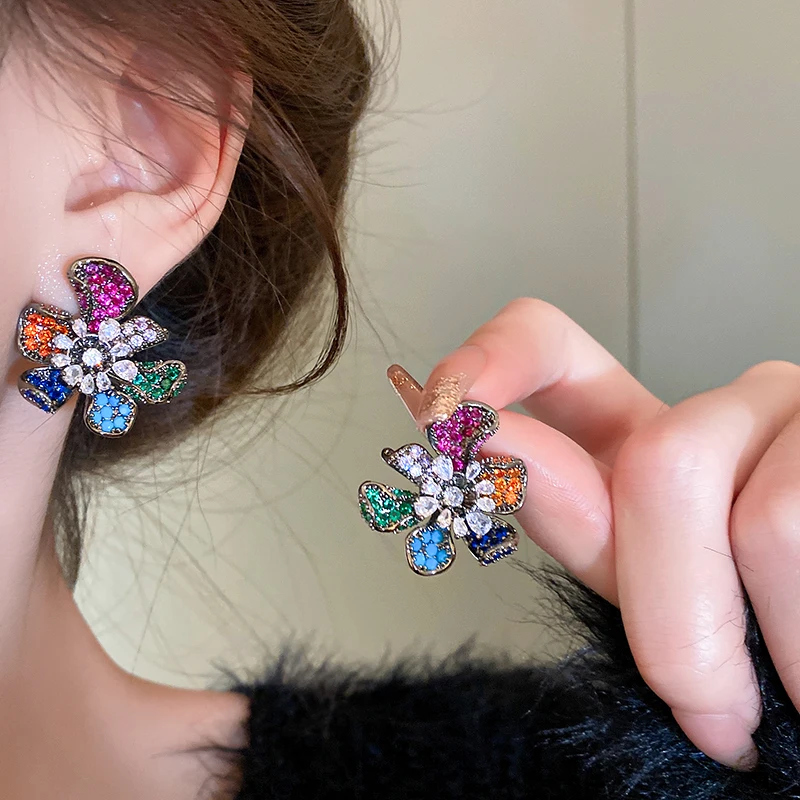 خمر الأرجواني الزركون مطرز وأقراط للنساء الرجعية ش...