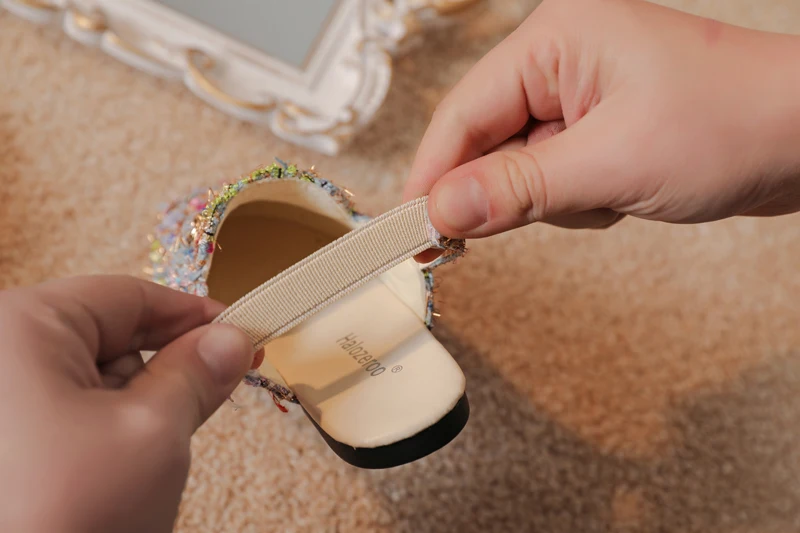 child shoes girl Summer 2022 Kids Shoes Children Outdoor Slides Baby Girls Gold Slippers Toddler Bling Brand Flats Princess Slides Slip On Shoes children's sandals