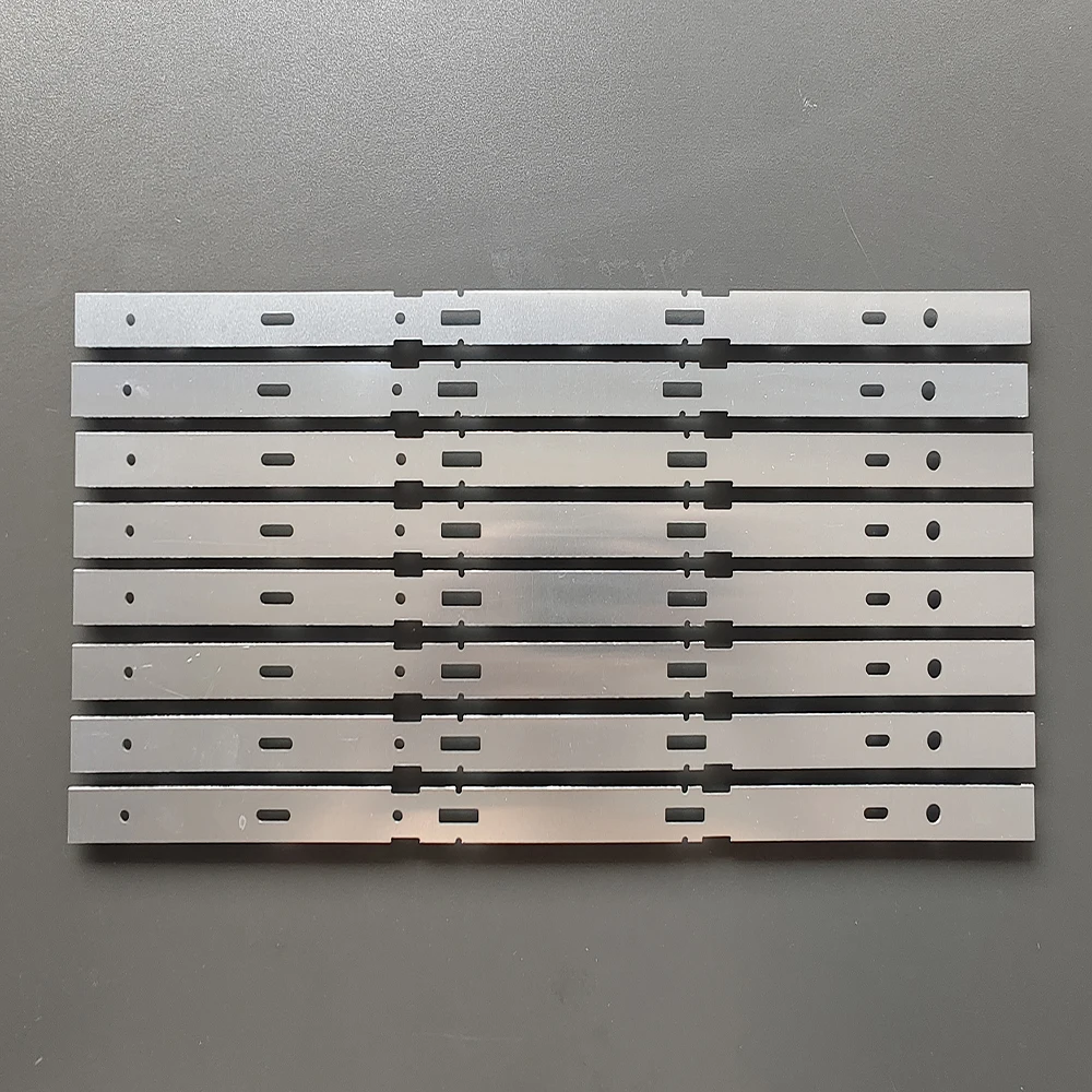 Barra de Led para tv Grundig Novo 3228n1 Lsc400hm09 40vle6520bp 40vle6522wl 40vle5526bg 40vle6420bh 40vle565bg 40vle5421bg - Imagem 2