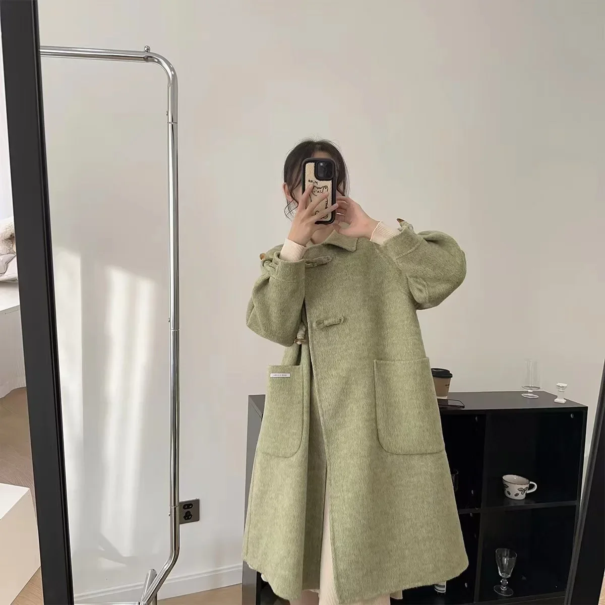 

Korean Style Thickened Woolen Coat Women Autumn and Winter High Sense Retro Long Double-sided Wool Horn Buckle Woolen Jacket