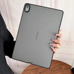 Cover rigido e sleeve con finitura opaca per tablet da 11,5 pollici