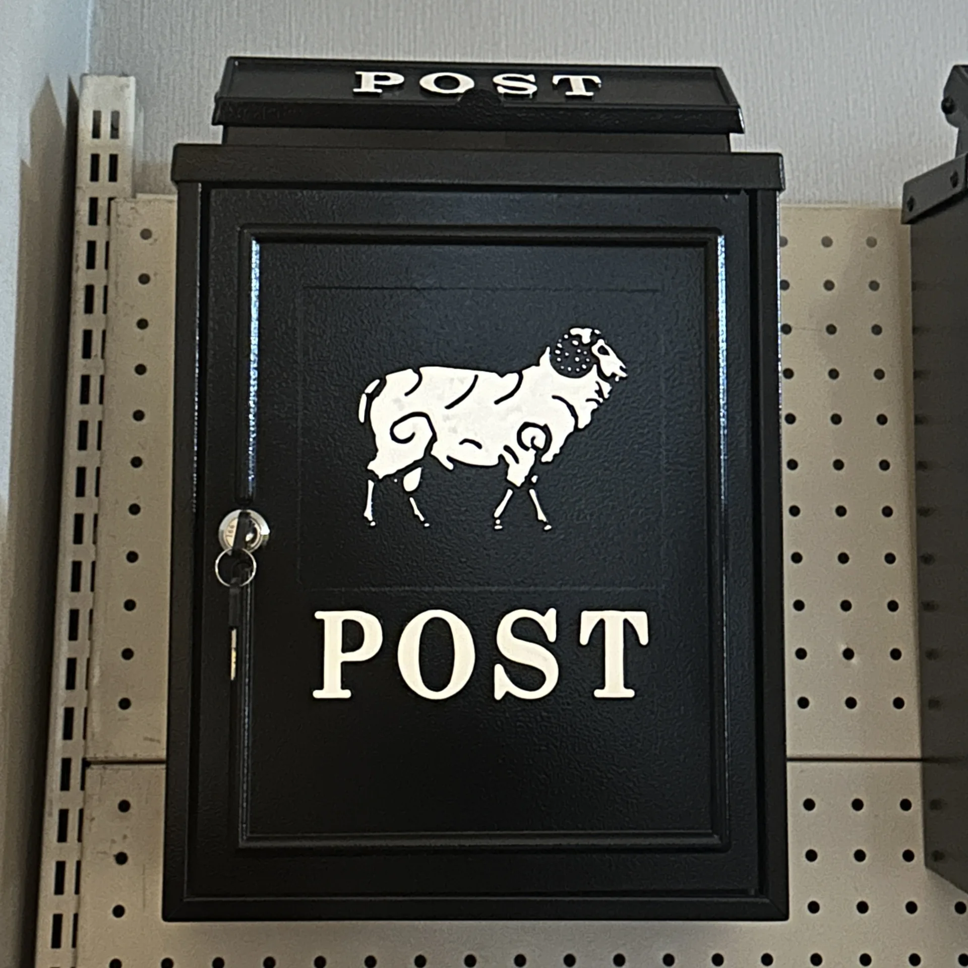 Villa Letter Box Rain-Proof Old-Fashioned European English Villa Mailbox Outdoor Mailbox Creative Letter Box Inbox