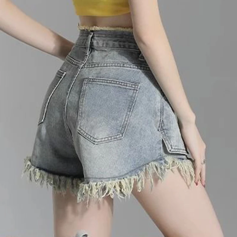 Tassel Large Pocket Denim Shorts Women's 2023 Summer New French High Waist Loose A-line Hot Pants