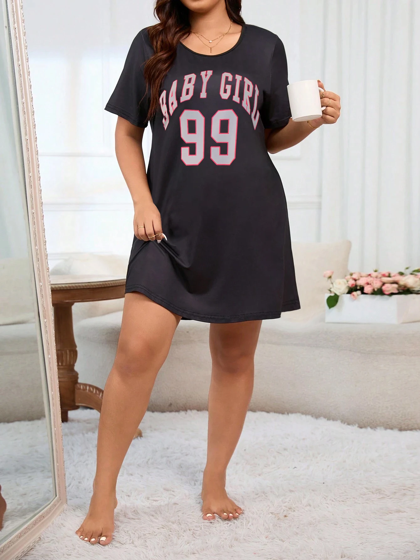 Large size women's pajamas casual style letter printed short sleeved pajamas for home wear