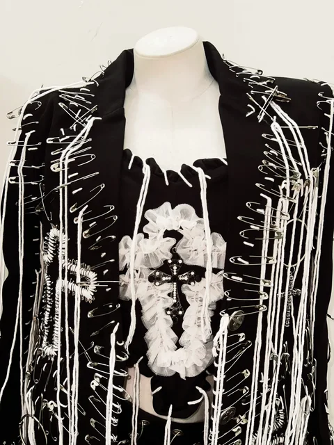 Safety Pin Loose Thread Top Skirt and Jacket 3 Piece Set 4