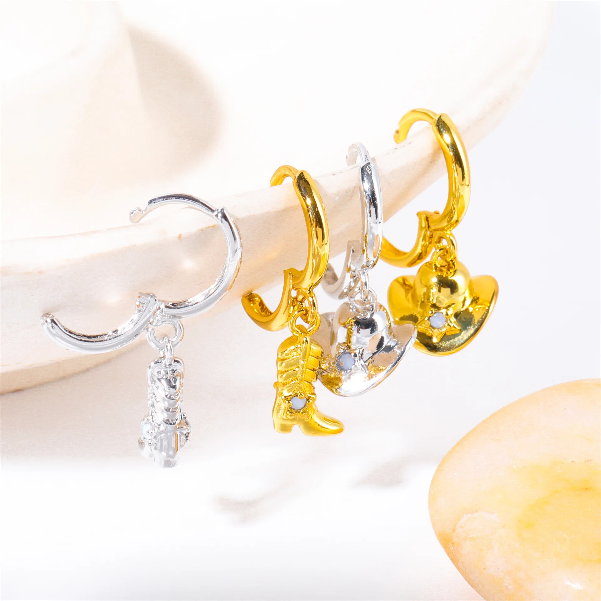 YEEVAA WILD WEST Cowboy Hat and Boots Hoop Earrings Women's Piercing Hypoallergenic Dangle Earrings Jewelry Christmas Gift 5