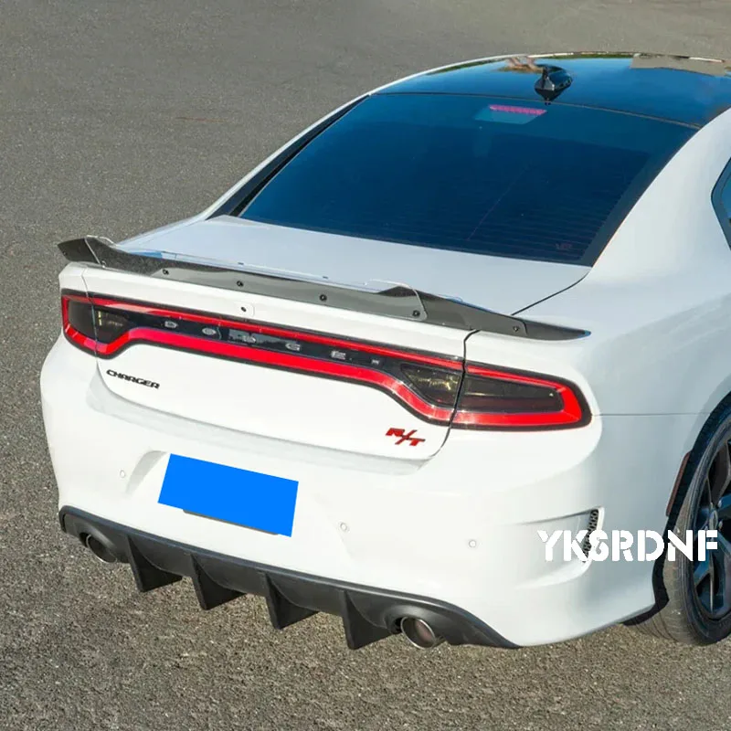 Rear Bumper Lip Diffuser Spoiler Lower Splitter Protector Gloss Black Or Carbon Fiber Look 2015 To For Dodge Charger SRT