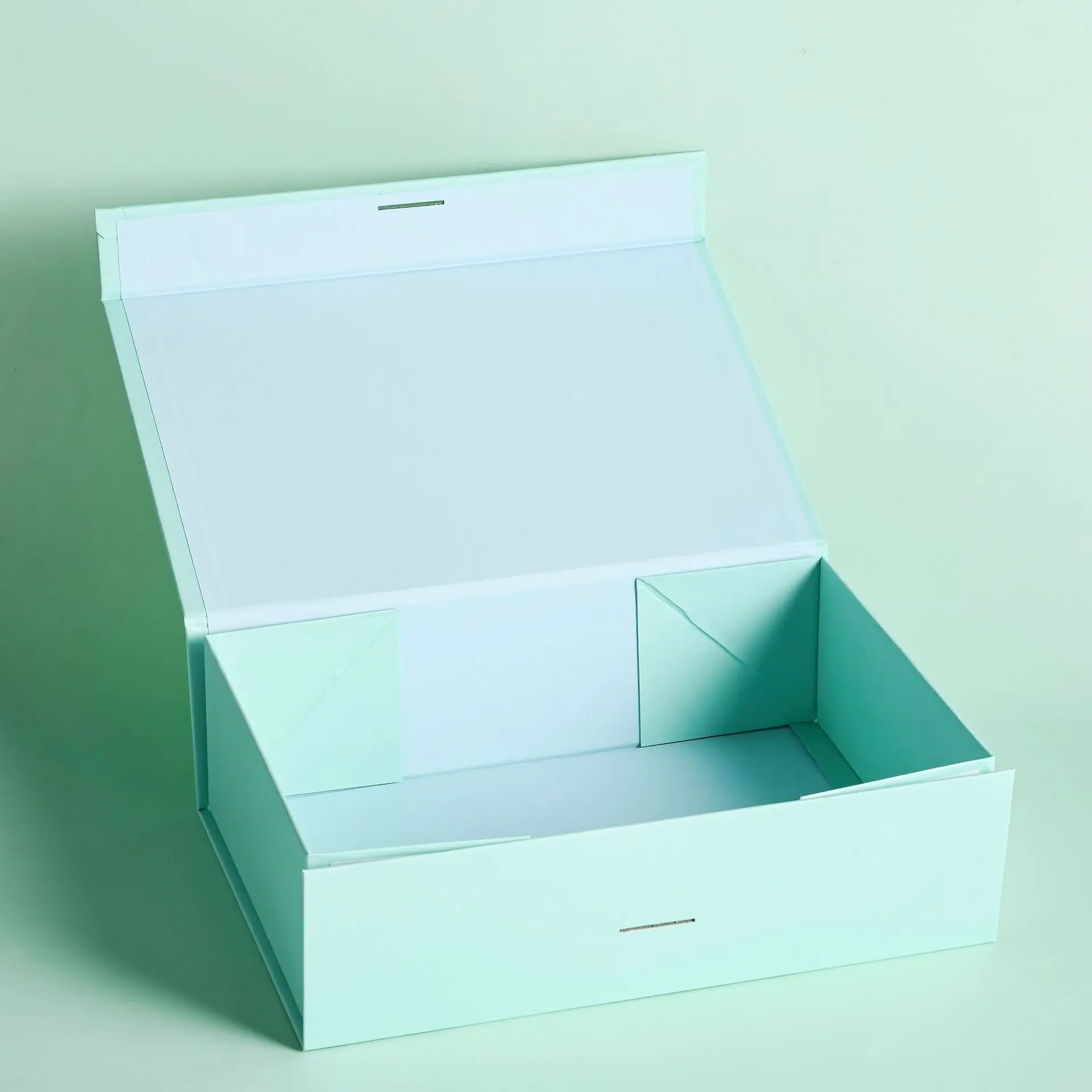 Customized Cardboard Folding Box Bow Gift Box Magnetic Flip Box Packaging 5 S0057054579d748a89cecafec99698692s