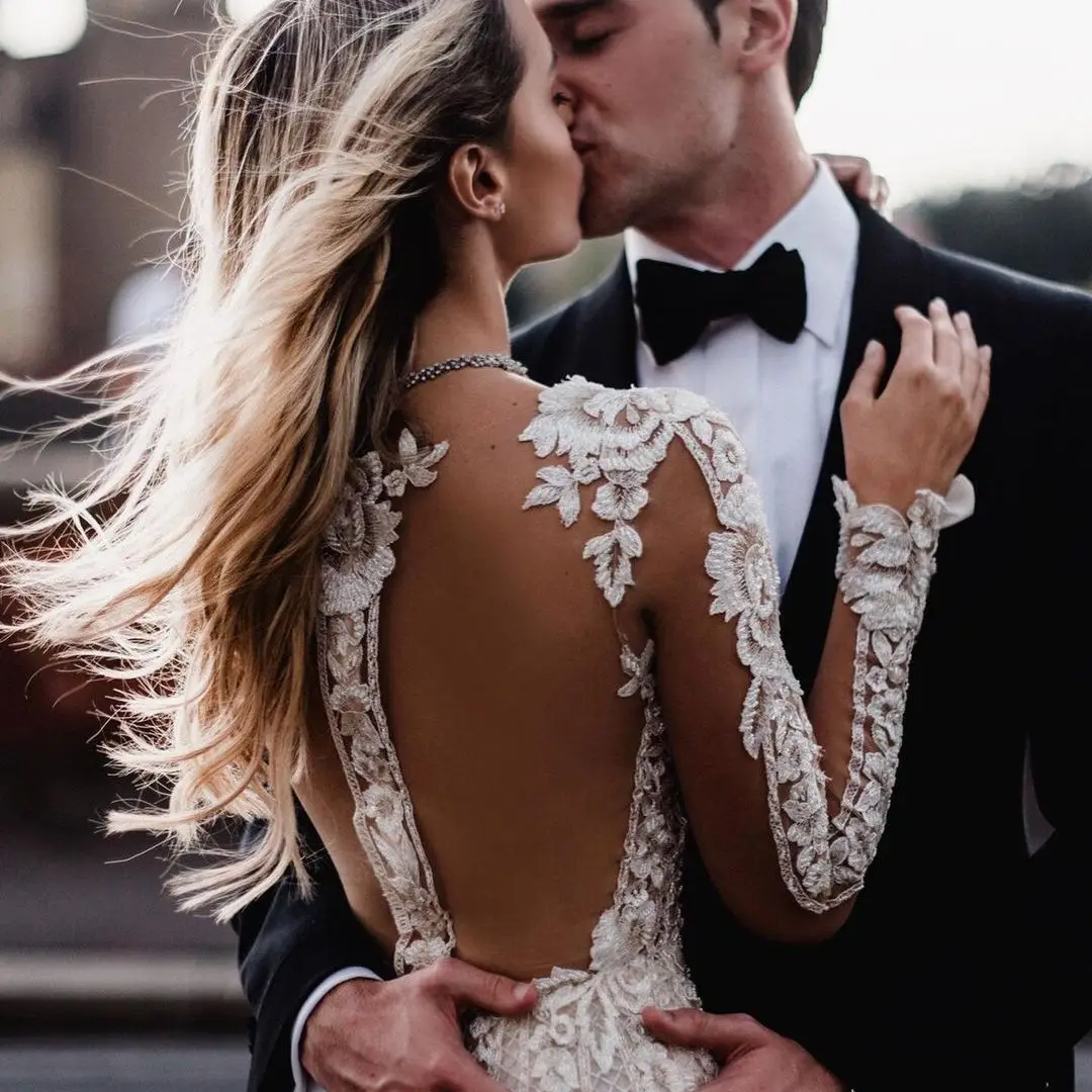 

FATAPAESE Wedding Dress Gorgeous Hollow Lace V-Neck Appliques Dresses Sexy Summer Beach Gown Bridal vestido noiva свадебное