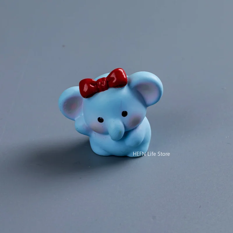 Resin Cartoon Elephant Ornaments Creative Cute DIY Animal Model 3D Elephant Micro Landscape Yard desk decoration