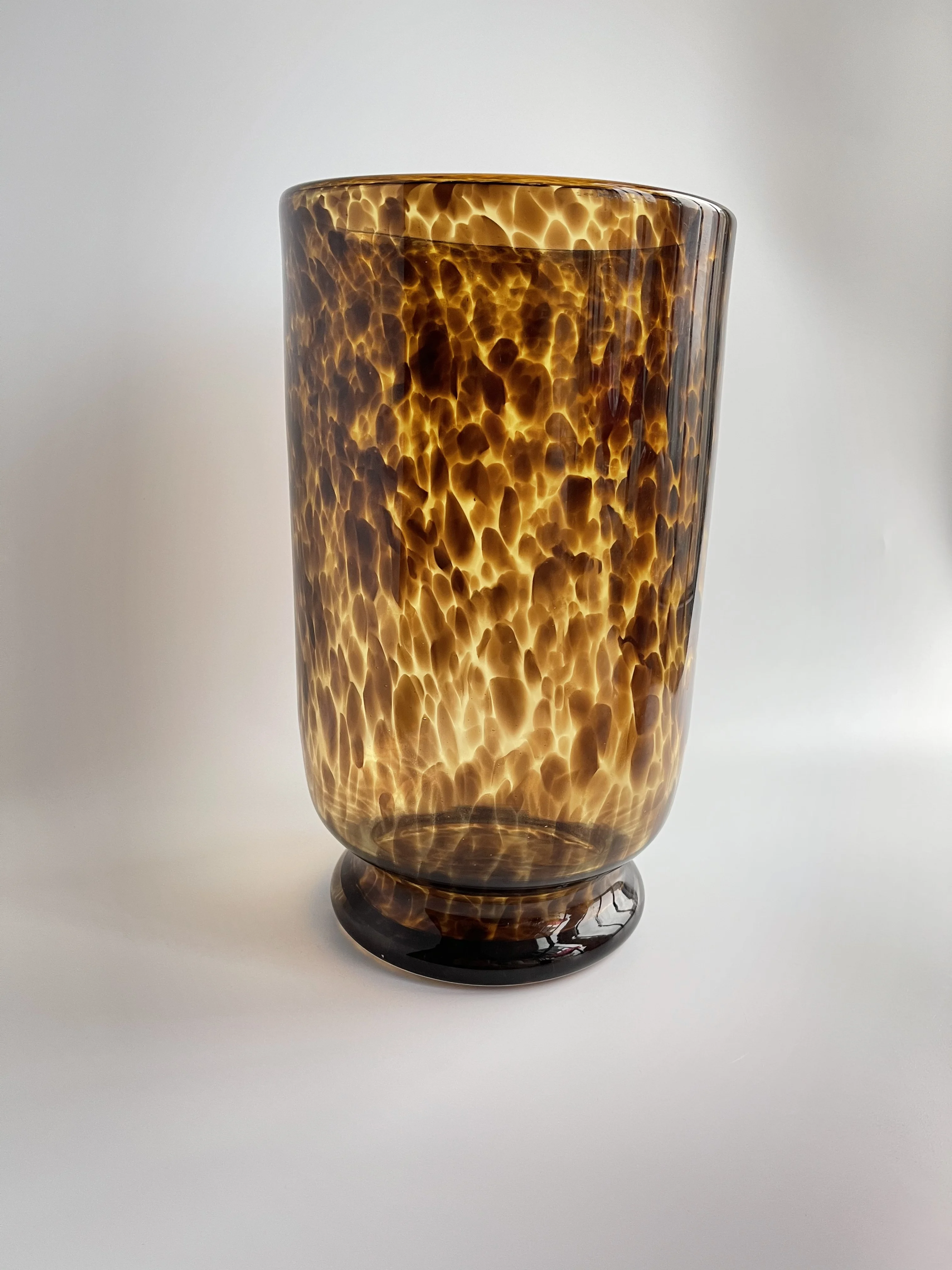 

Hand-made glass vase leopard wake-up bucket gale lamp 17*32