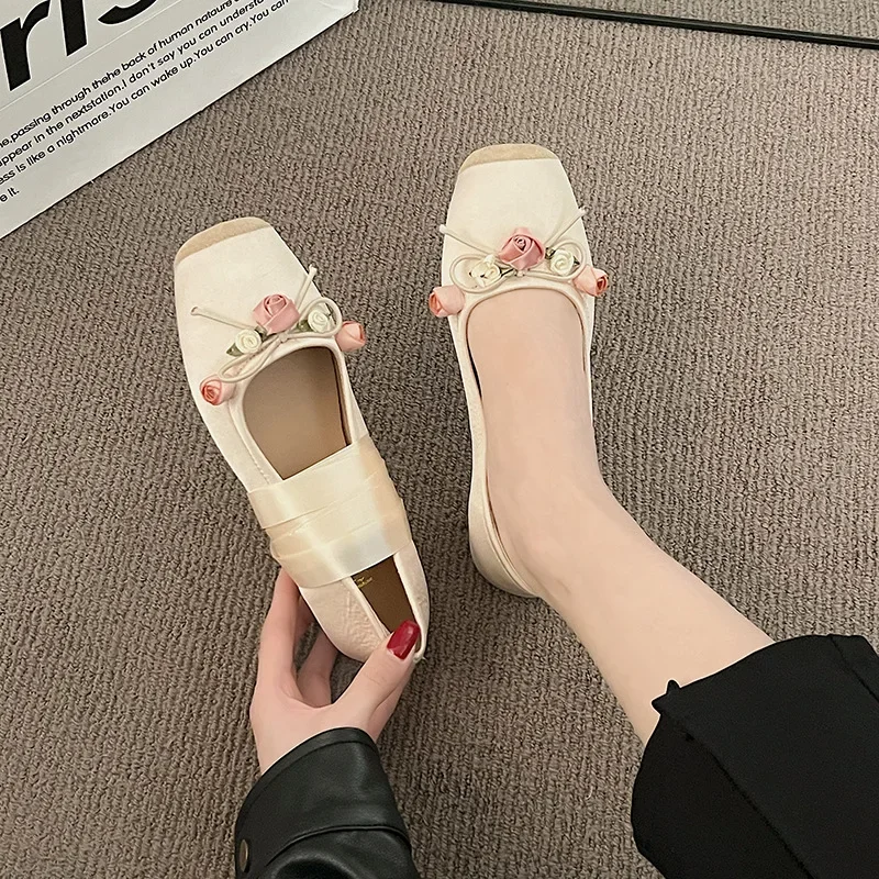Luxury Lace Tie Leg Satin Silk Ballet Flats Woman Square Toe Bowknot Elastic Band Ballerinas Ladies Wedding Floral Shoes 2026