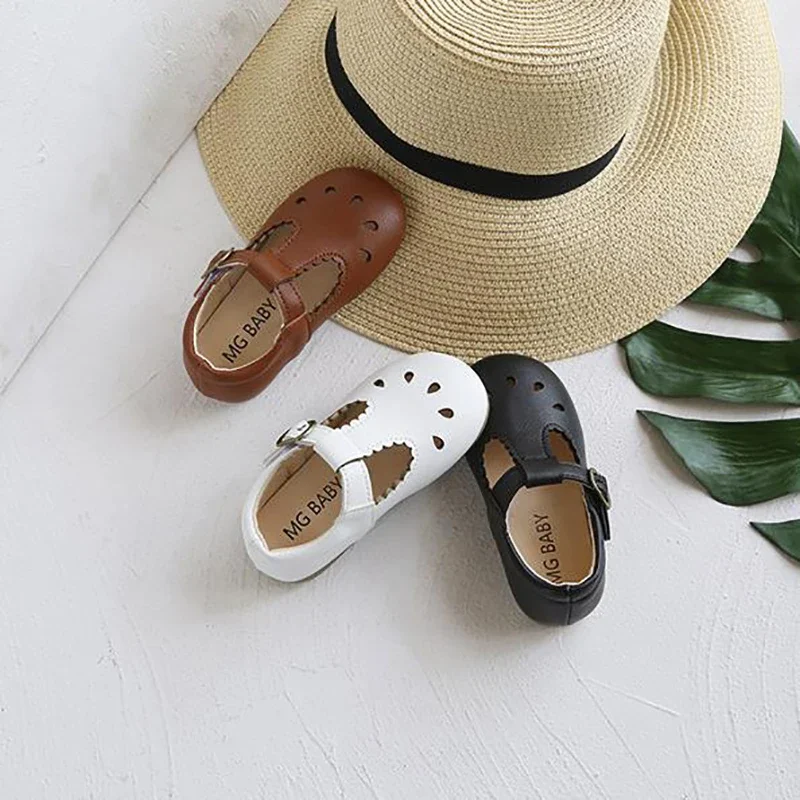 Kids T Strap Leather Shoes Girls Hollow Outs Princess Women Shoes Breathable British Style Flats Child Baby Toddlers Autumn