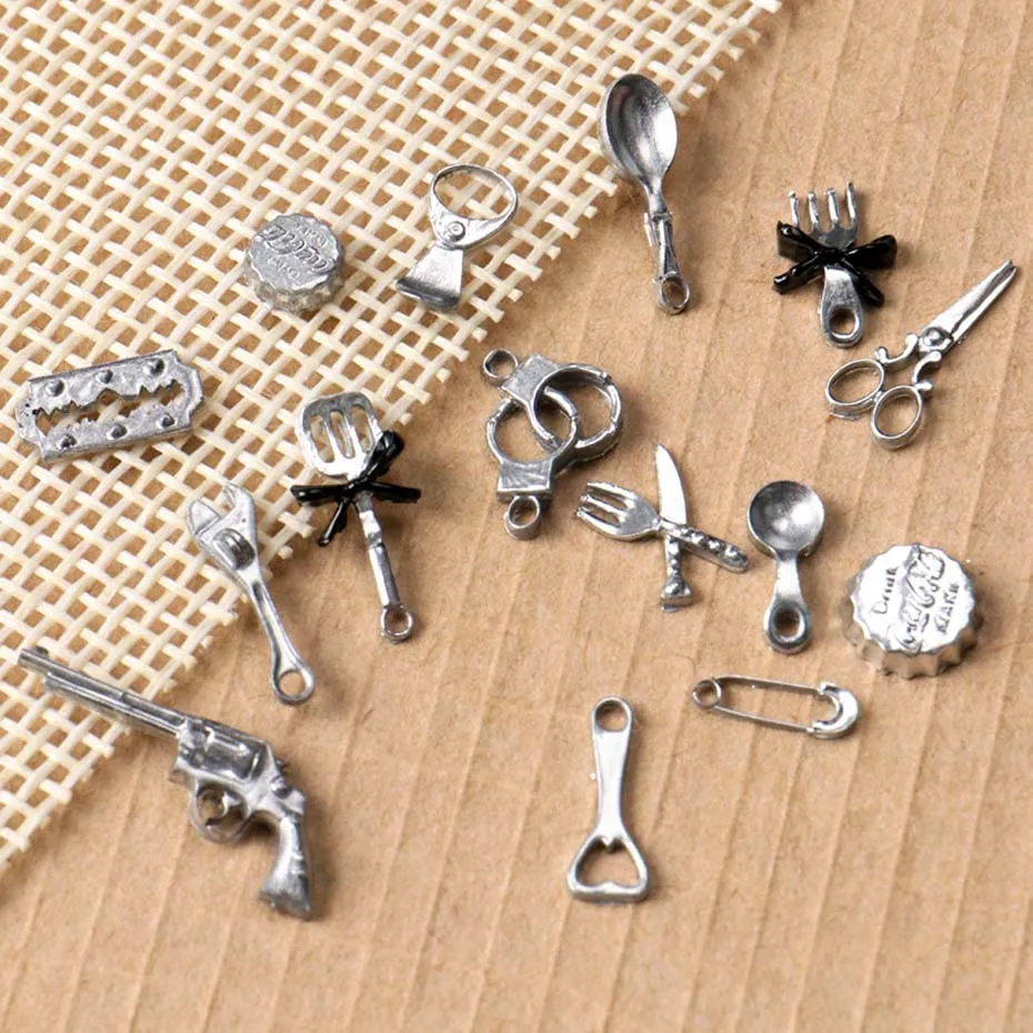 3D 네일 실리콘 네일 조각 몰드 재미있는 식기 수갑 장난감 레진 디자인 네일 아트 프린트 스텐실 DIY 매니큐어 몰드 도구