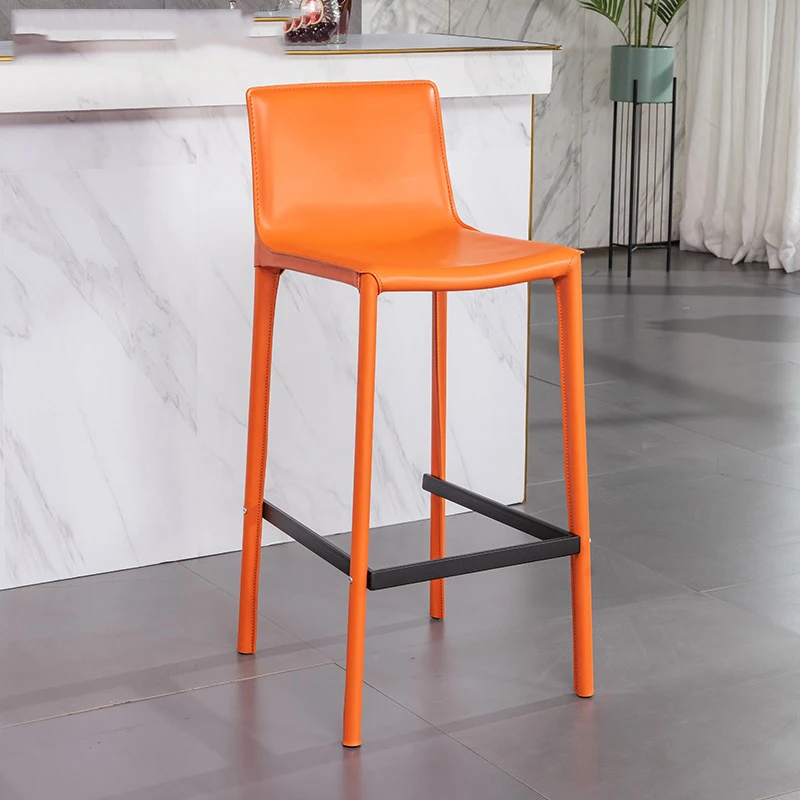 

Cafe Leather Bar Chair Backrest Designer Minimalistic Breakfast Square Relaxing Luxury Recliner Chair Footrest Sedia Furniture