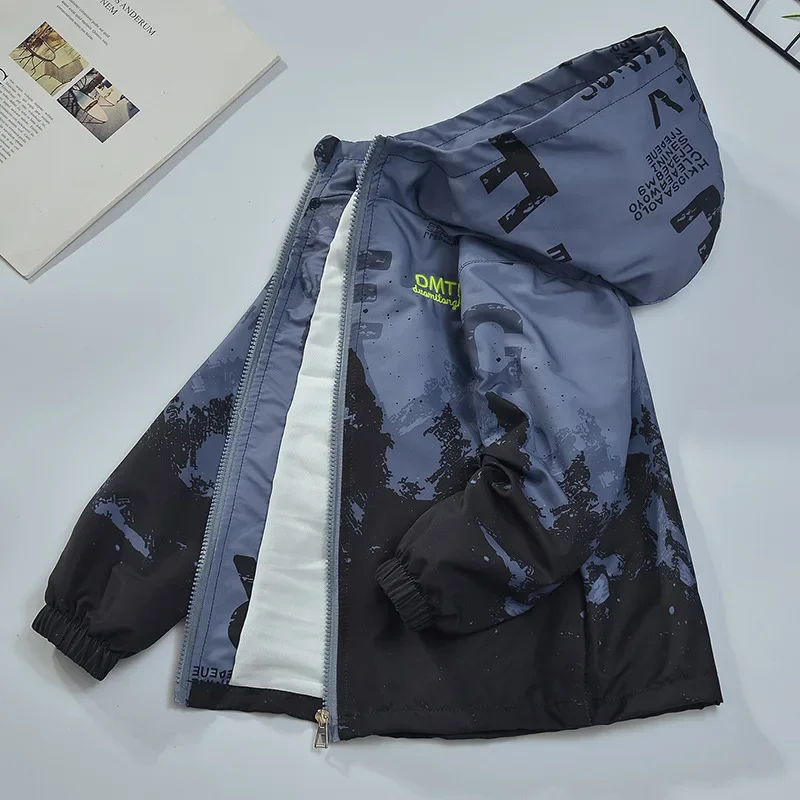 Children's Clothing Boys Spring and Autumn Coat New Foreign Style Spring Clothing Gradual Change Jacket Casual Children's