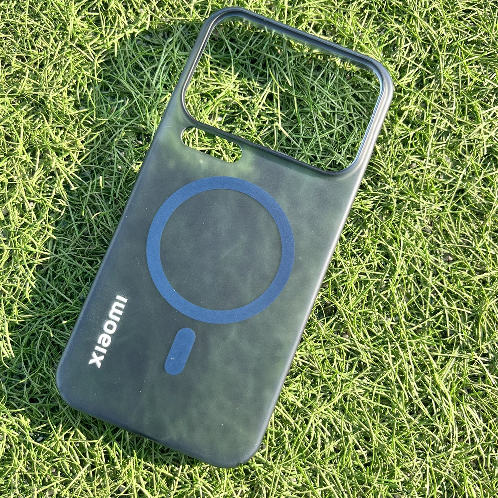 Slim Ice Mist Transparent Magnetic Back Cover with Shockproof Bumper