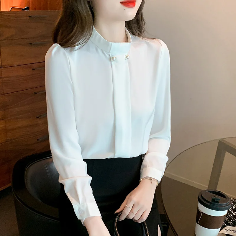 

Женская шифоновая блузка с длинным рукавом, на пуговицах