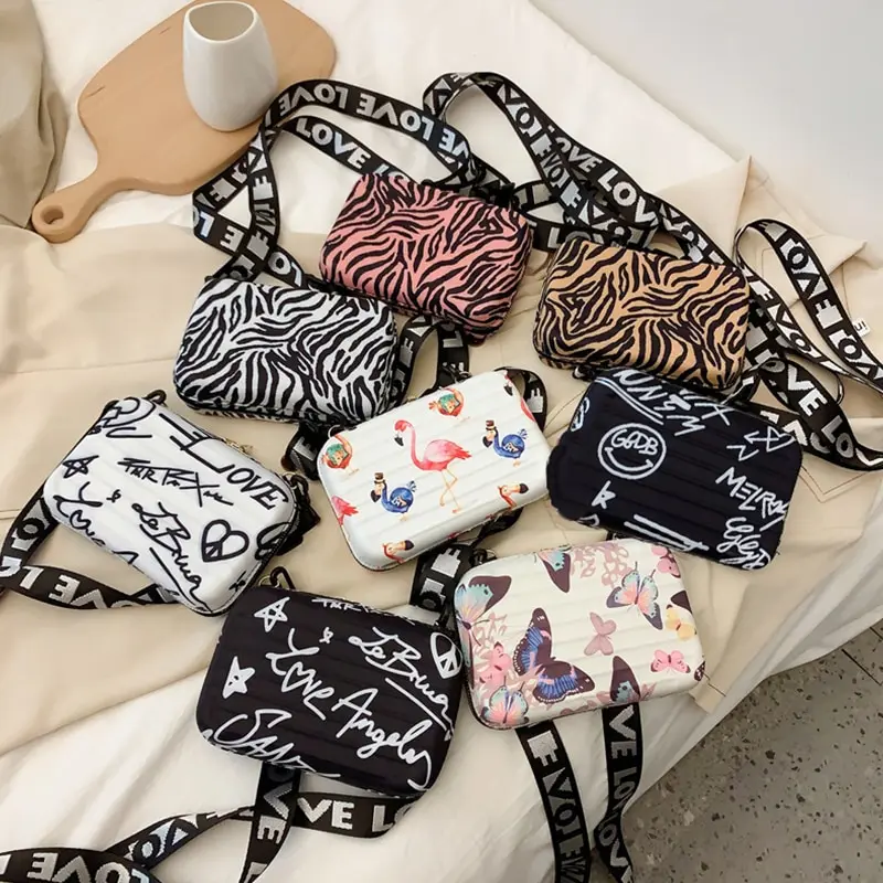 

1PC Fashion Mini Women Shoulder Bag Letter Zipper Pures Printed Crossbody Casual Phone Bag