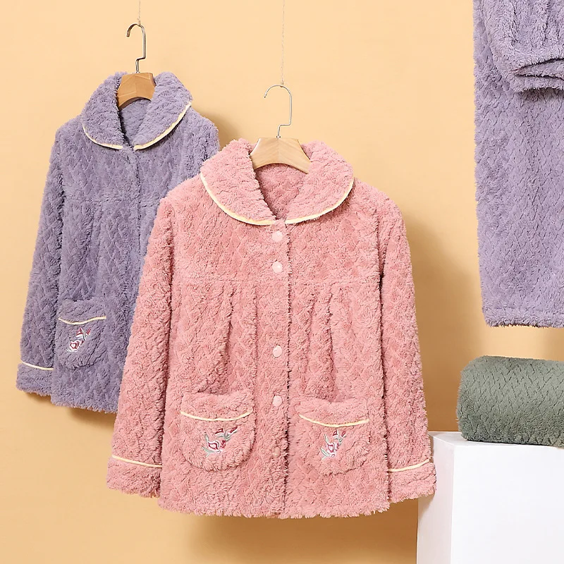 Рисунок 4 - Одежда для сна женская зимняя флисовая