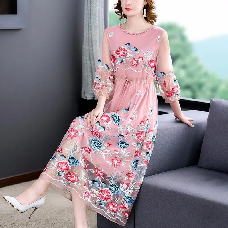 Heavy Industry Embroidery Flower Dress Women's 2022 Autumn New Fashion