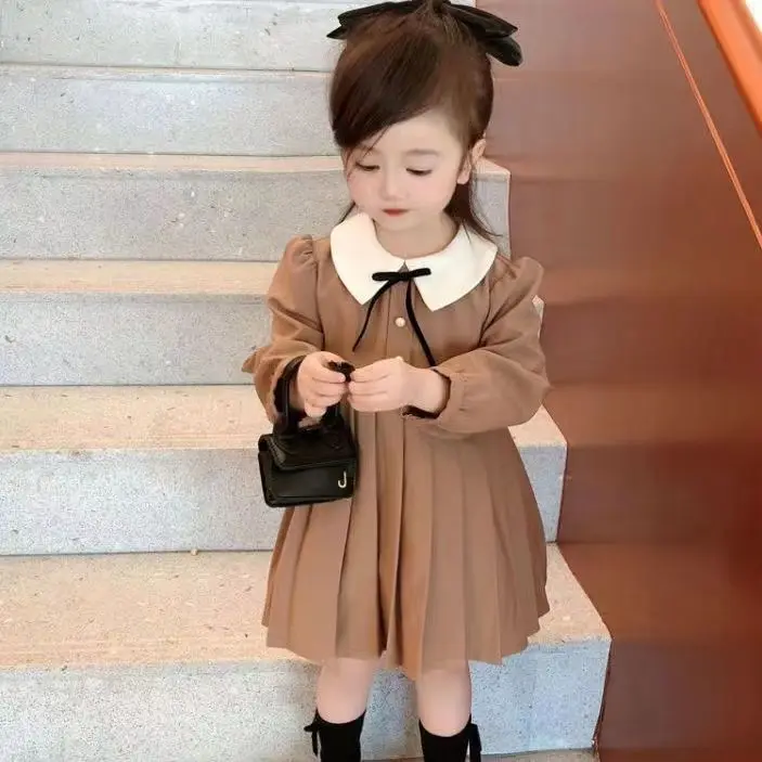 

Baby Girls Khaki Pleated Dress Peter Pan Collar Casual Dresses 2023 New Arrival Children Spring Autumn Solid Dress Cute Clothes