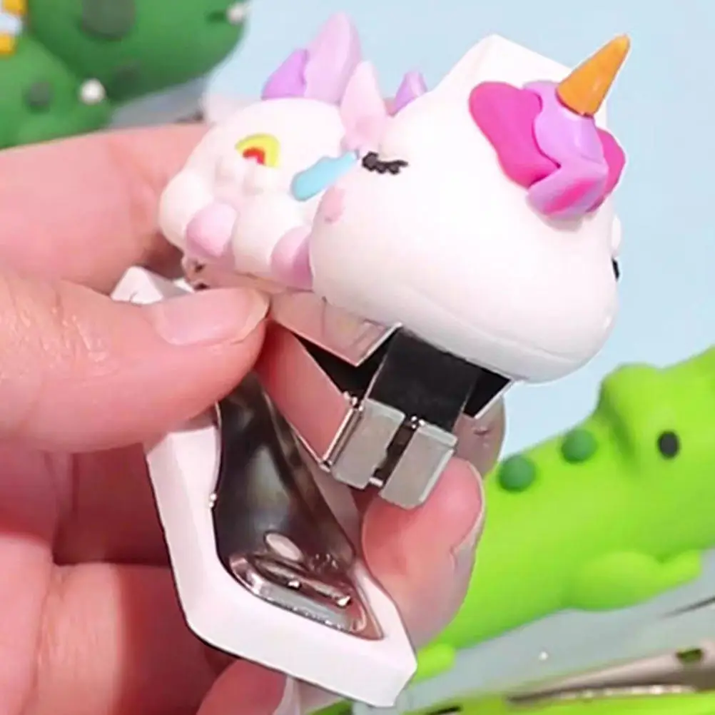 2Pcs 귀여운 스테이플러 소형 휴대용 스테이플러 사무실 홈 데스크 스테이플링 도구 학생 스테이플러 효율적인 바인딩