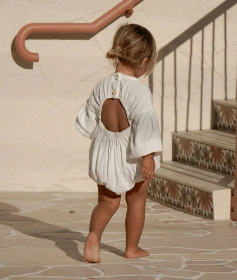 Nuovo stile francese abbigliamento per bambini primavera autunno bambini tute in cotone e lino scavato senza schienale intero pagliaccetti striscianti vestito - immagine 5