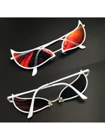 Doflamingo lunettes Donquixote Doflamingo oeil de chat Cosplay lunettes de soleil pour hommes femmes mode Vintage drôle lunettes de soleil mâle femme 2