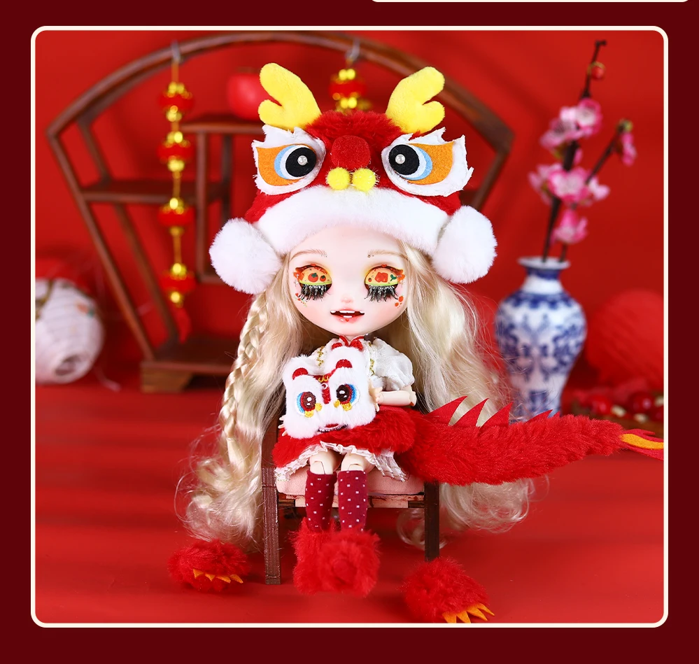 Hannah – Premium Custom Neo Blythe Doll with Blonde Hair, White Skin & Matte Smiling Face 9