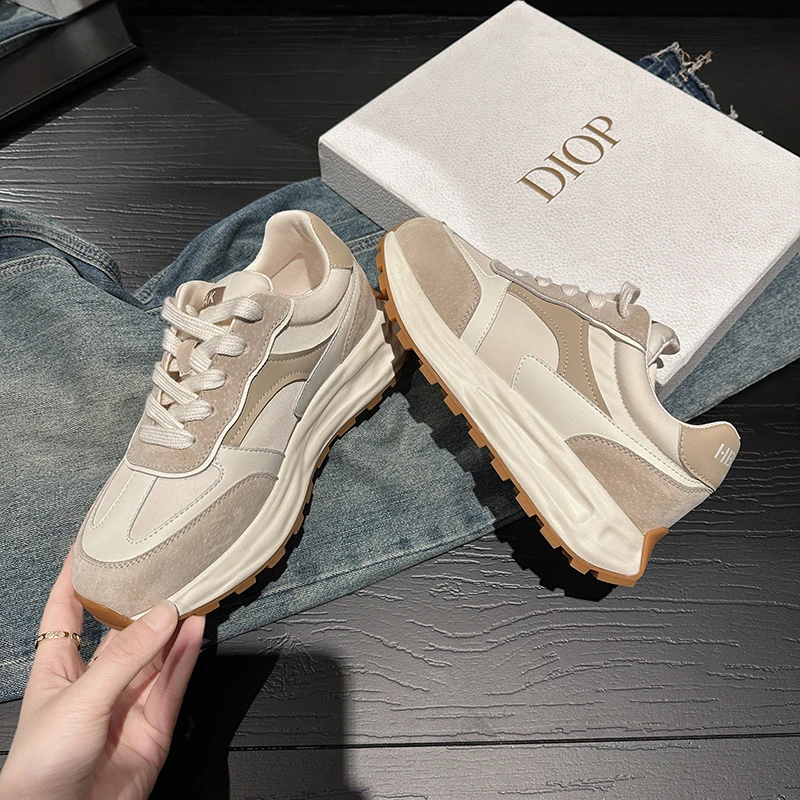 

Women's Casual Sports Shoes The Upper Is Made of The Second Layer of Cowhide Inside Is Pig Skin Comfortable Suitable for Sports