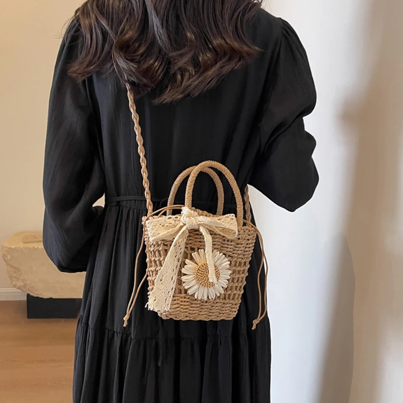 Luxury Designer Lace Bow Straw Weave Women's Handbag Casual Crossbody Bag Small Bucket Tote Summer Beach Bag
