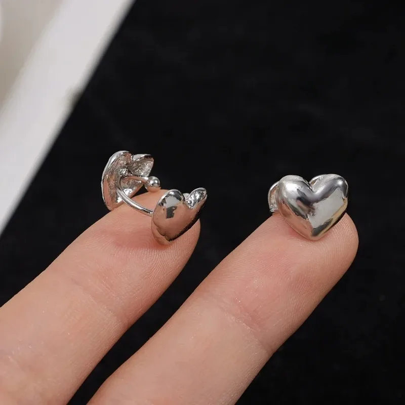 Ins Trendy Love Heart Earrings for Women Simple Silver Color Ear Cuff Clips Fake Piercing Earrings Korean Fashion Jewelry Gifts