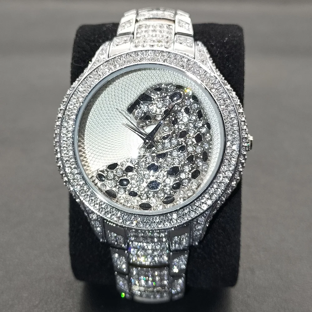 MISSFOX Orologio da uomo Hip Hop Iced Out Orologio da uomo al quarzo impermeabile con scritta Leopard Diamond Stainle Steel Gold Men'_voghion.com