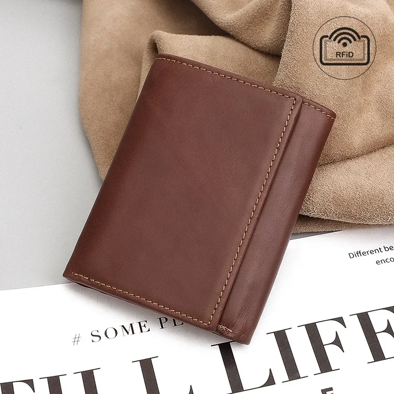 Vintage Leather Wallet for Men with RFID Blocking and Multiple Card Slots Short Fold Wallet with Coin Pocket