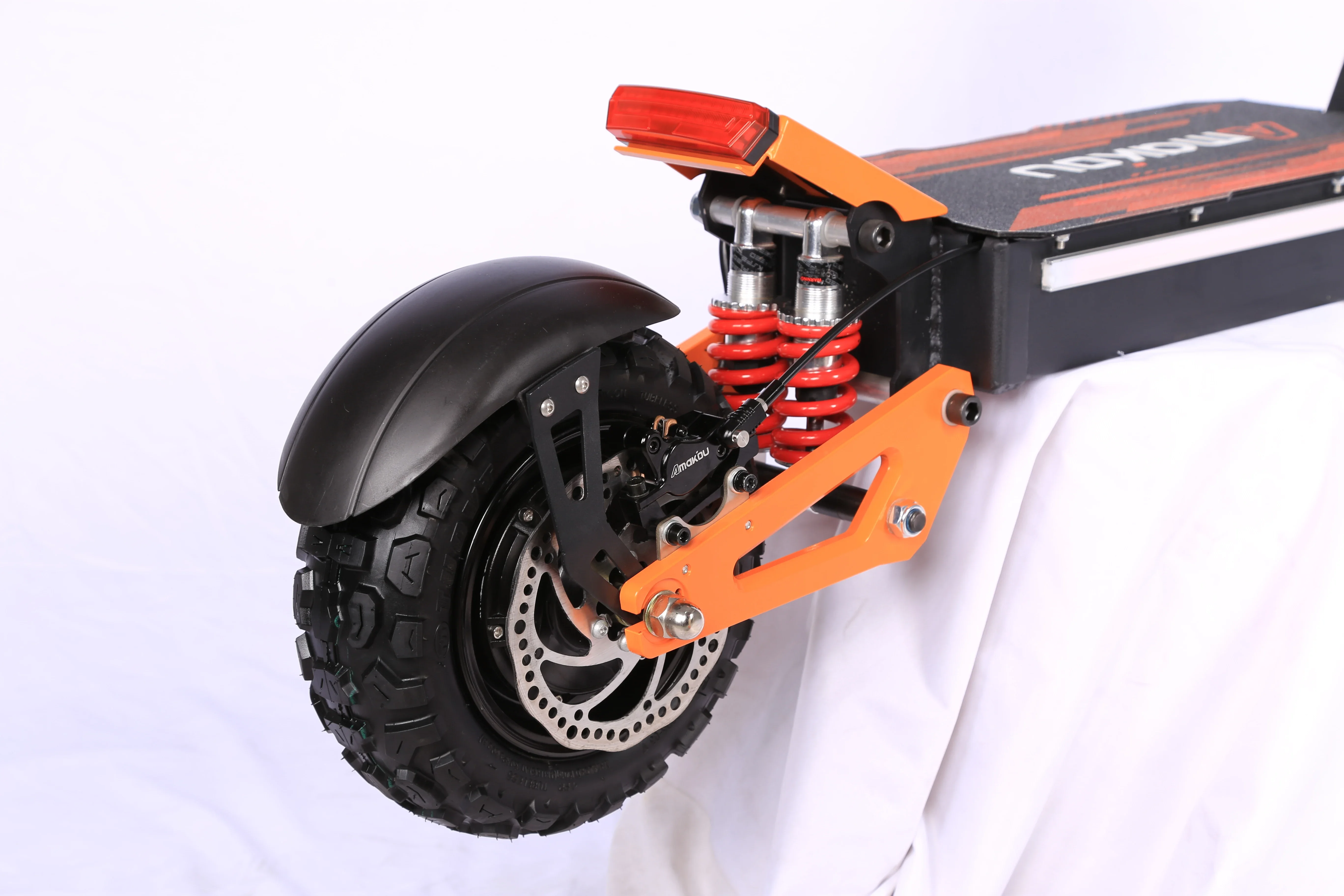 Electric Scooter 6000w Dual Motors Maximum Speed 85 km/h 11-inch Off-road Tires Shock Absorbers Foldable